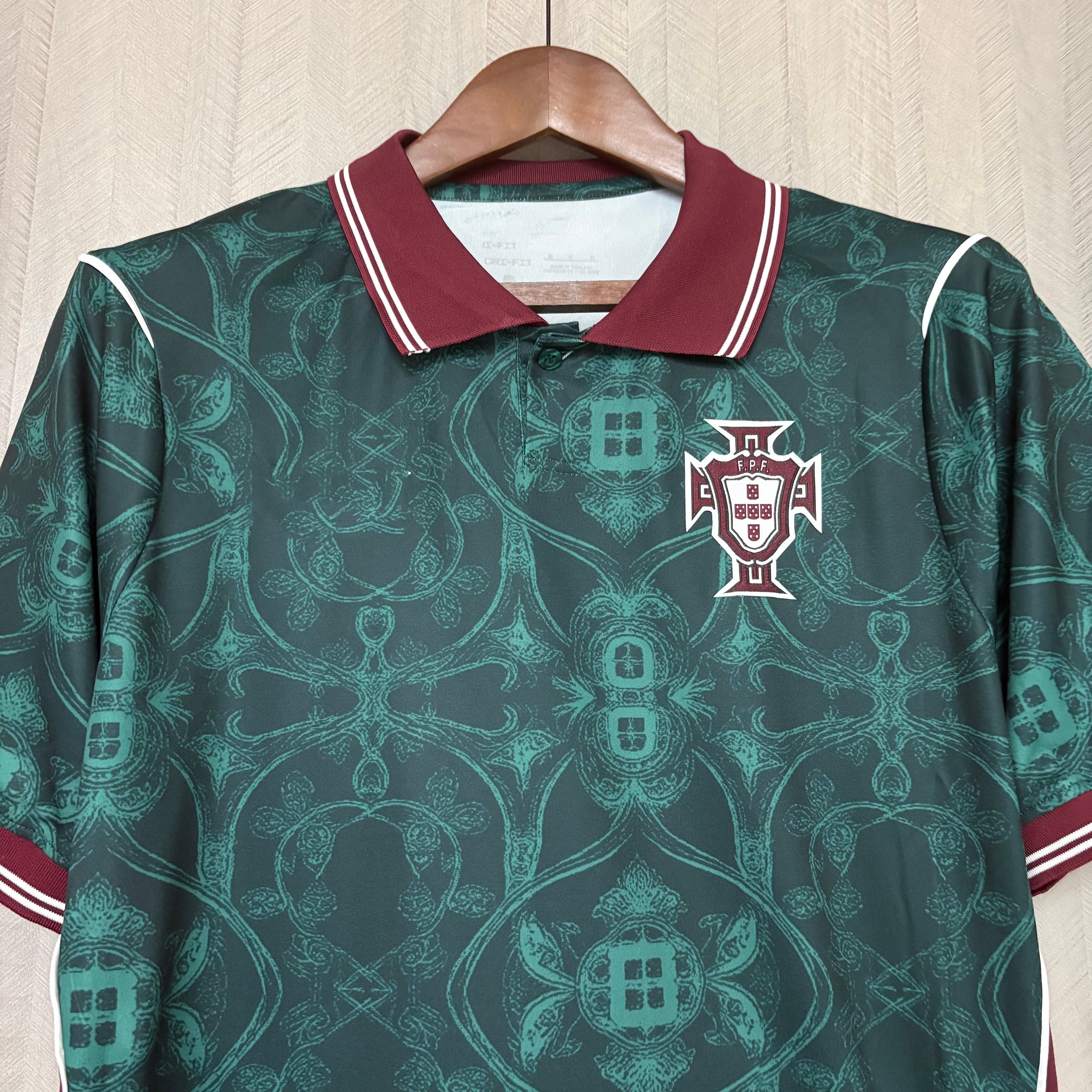 2026-27 Portugal Versión Especial Aficionado de Marca Compartida