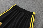 2025-26 Real Madrid Schwarz-Gelber Trainingsanzug für Erwachsene (langer Pullover)