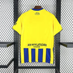 Versión para aficionados del Real Oviedo 2025-26