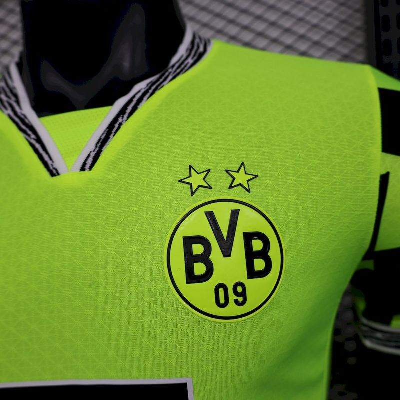 2025-26 BVB Special Green Player