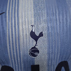 Versión de jugador visitante del Tottenham Hotspur 2024-25