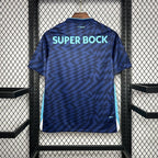 2024-25 Porto Dritter Auswärtsplatz