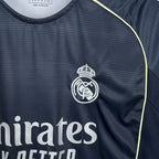 Camiseta de manga larga visitante del Real Madrid 2025-26