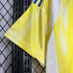 2024-25 Juventus Away