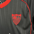 Versión para aficionados del Sevilla 2025-26 (Segunda equipación)