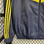 Cortavientos azul-morado del Real Madrid 2025-26