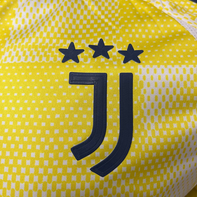 2024-25 Player Juventus Away