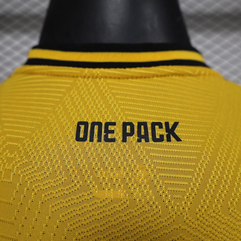 2024-25 Wolves Home Player