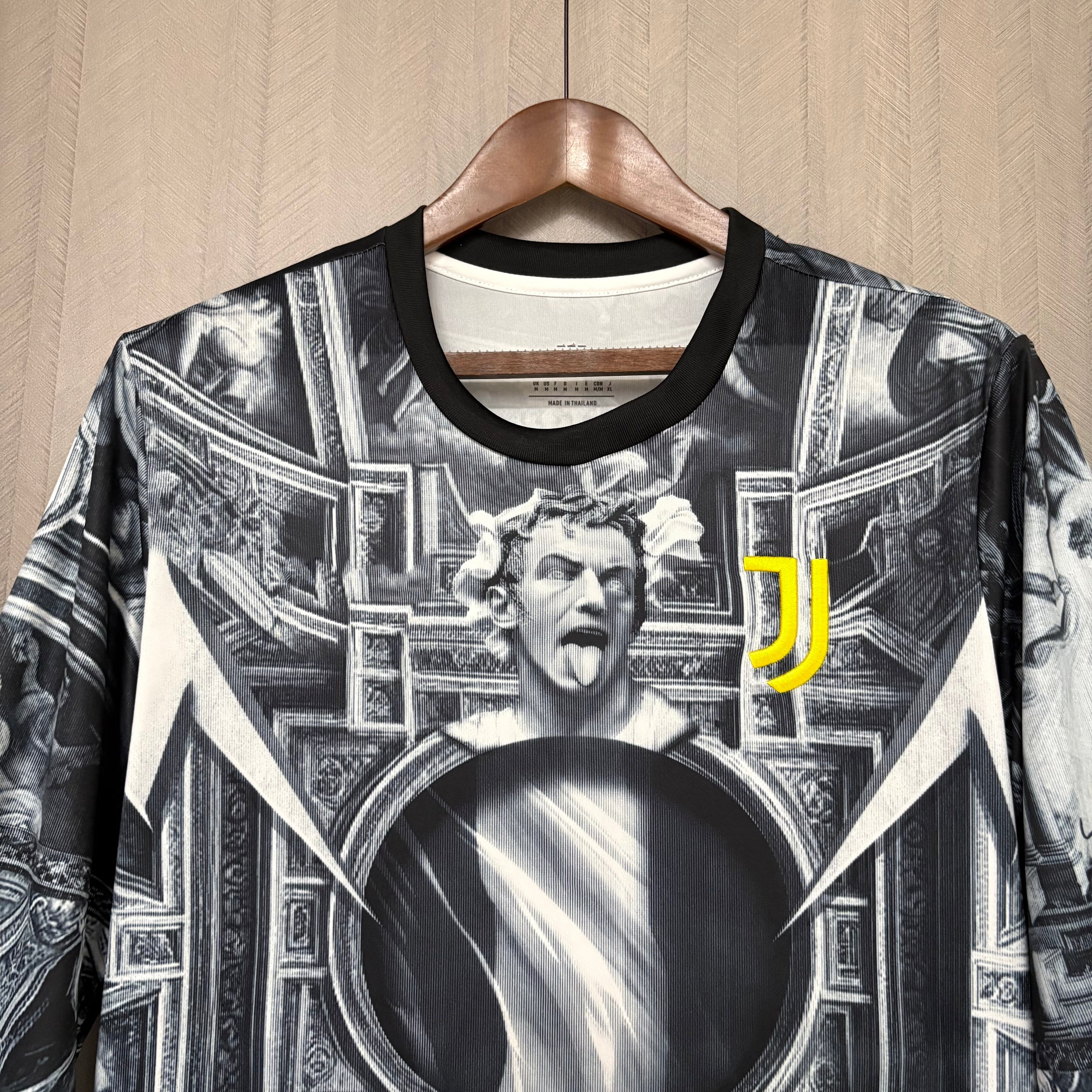 2026-27 Juventus Edición Especial Manga Larga