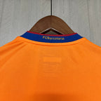 Retro de visitante del Barcelona 2006-07