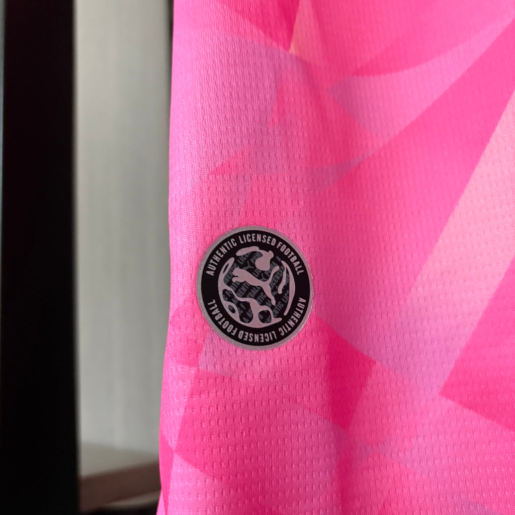 Versión especial para aficionados de Portugal rosa 2026-27