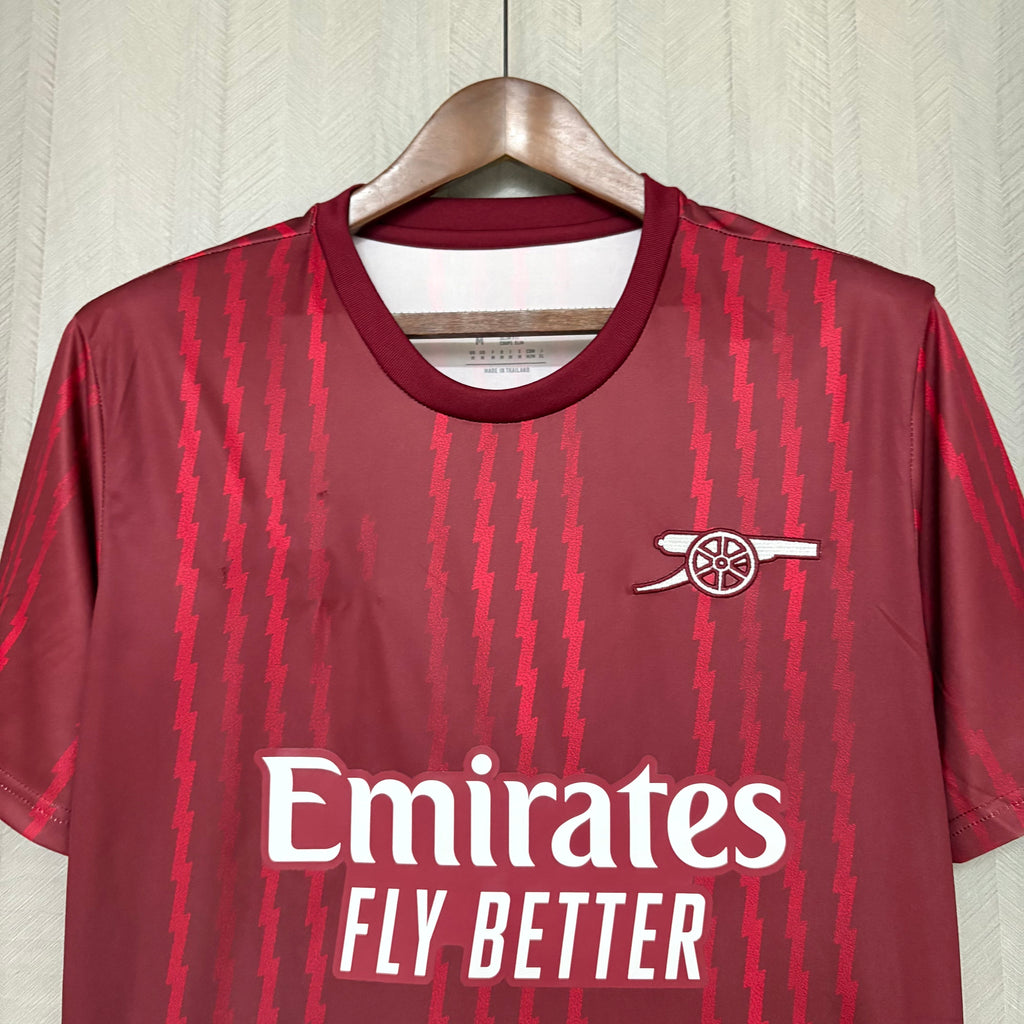 Versión especial roja para aficionados del Arsenal 2026-27