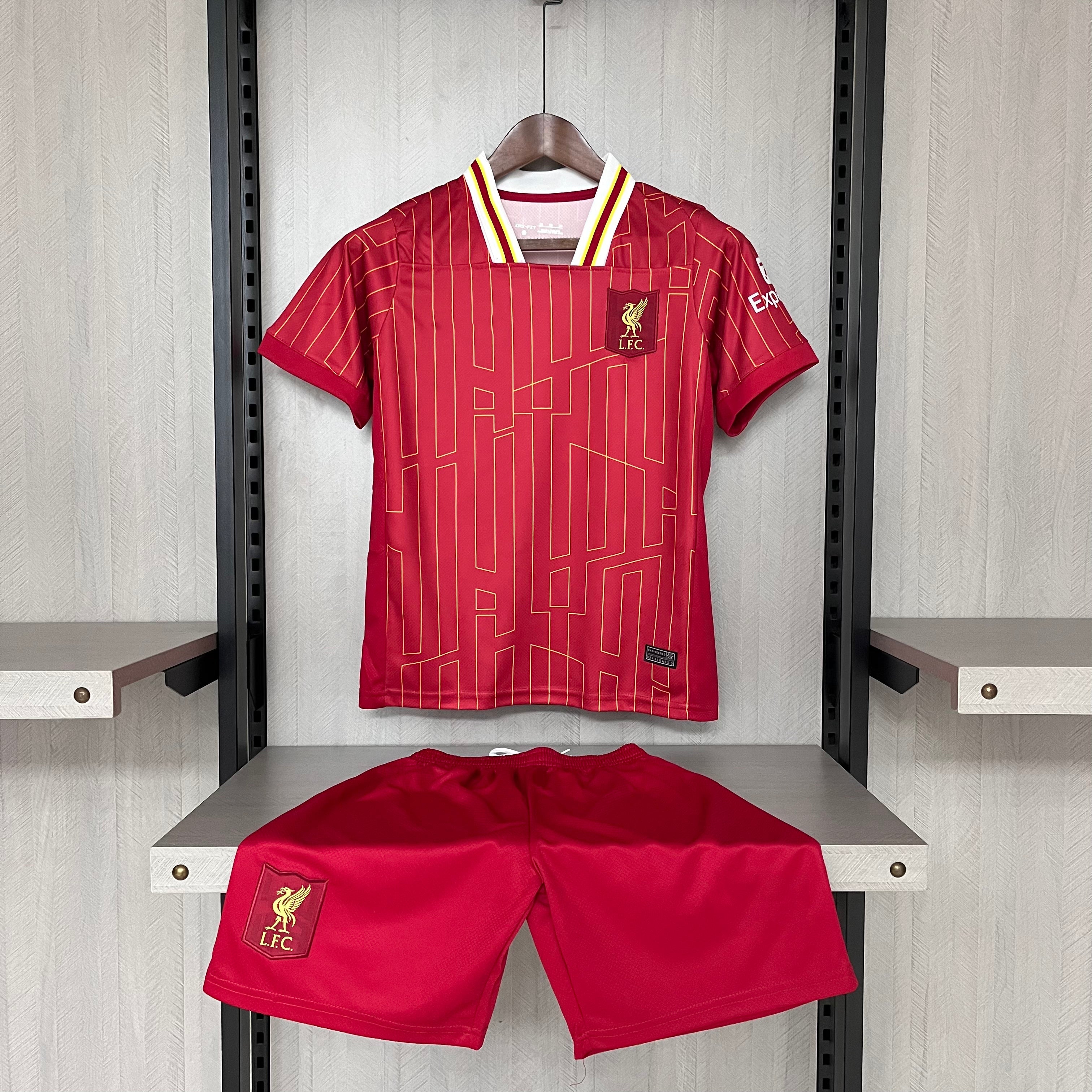 2024-25 Liverpool home Children¡¯s clothing size 16-28