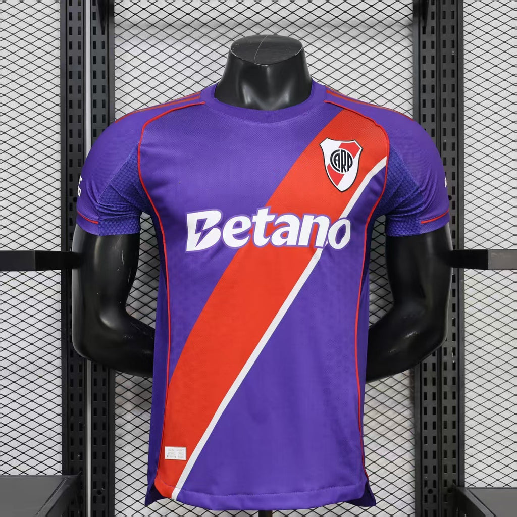 Versión Jugador Visitante Alternativa River Plate 2026-27