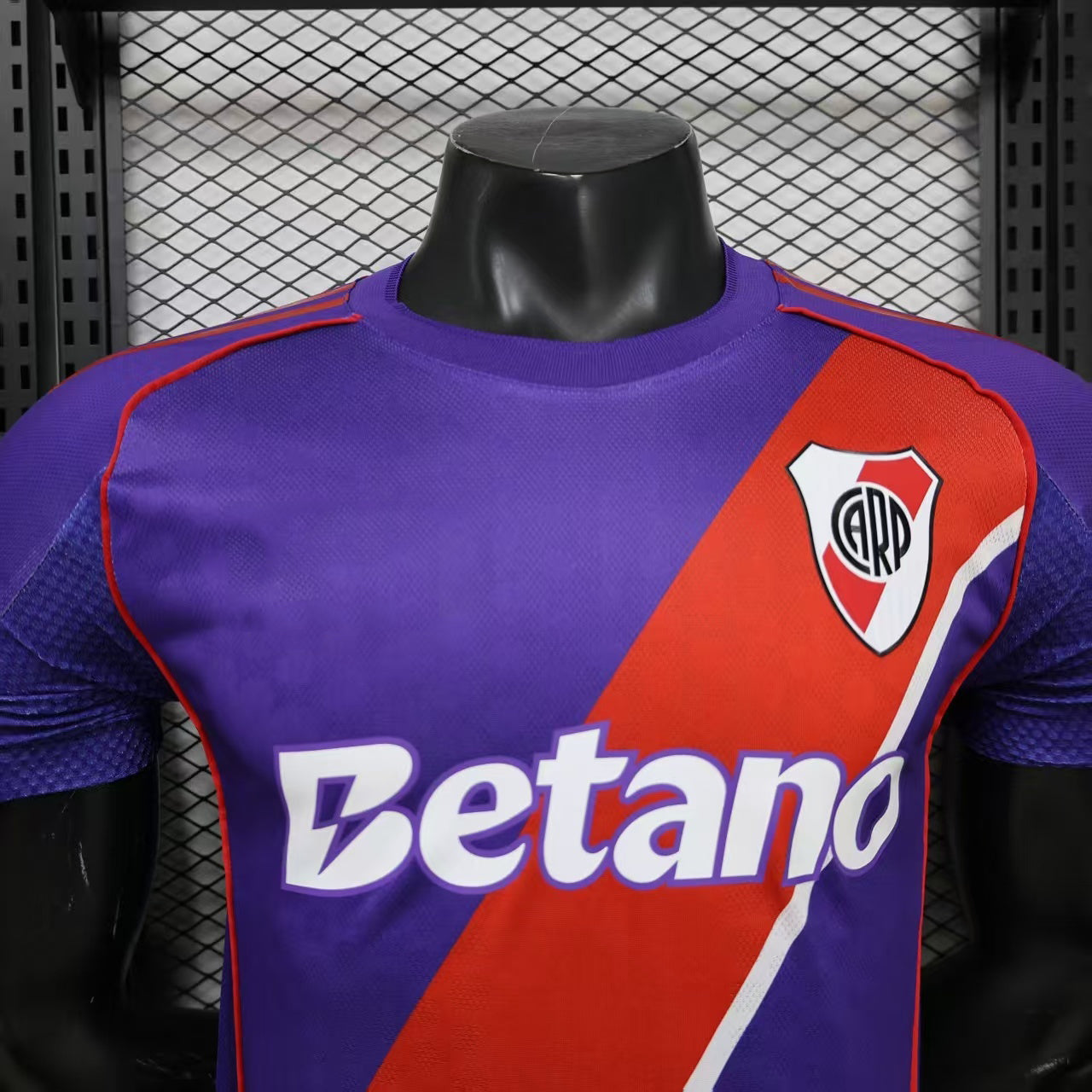Versión Jugador Visitante Alternativa River Plate 2026-27