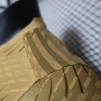 Versión especial de jugador de oro del Real Madrid 2025-26