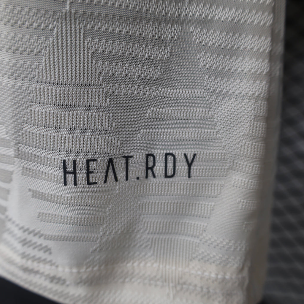 2024-25 Bayern Munich Third Away Player