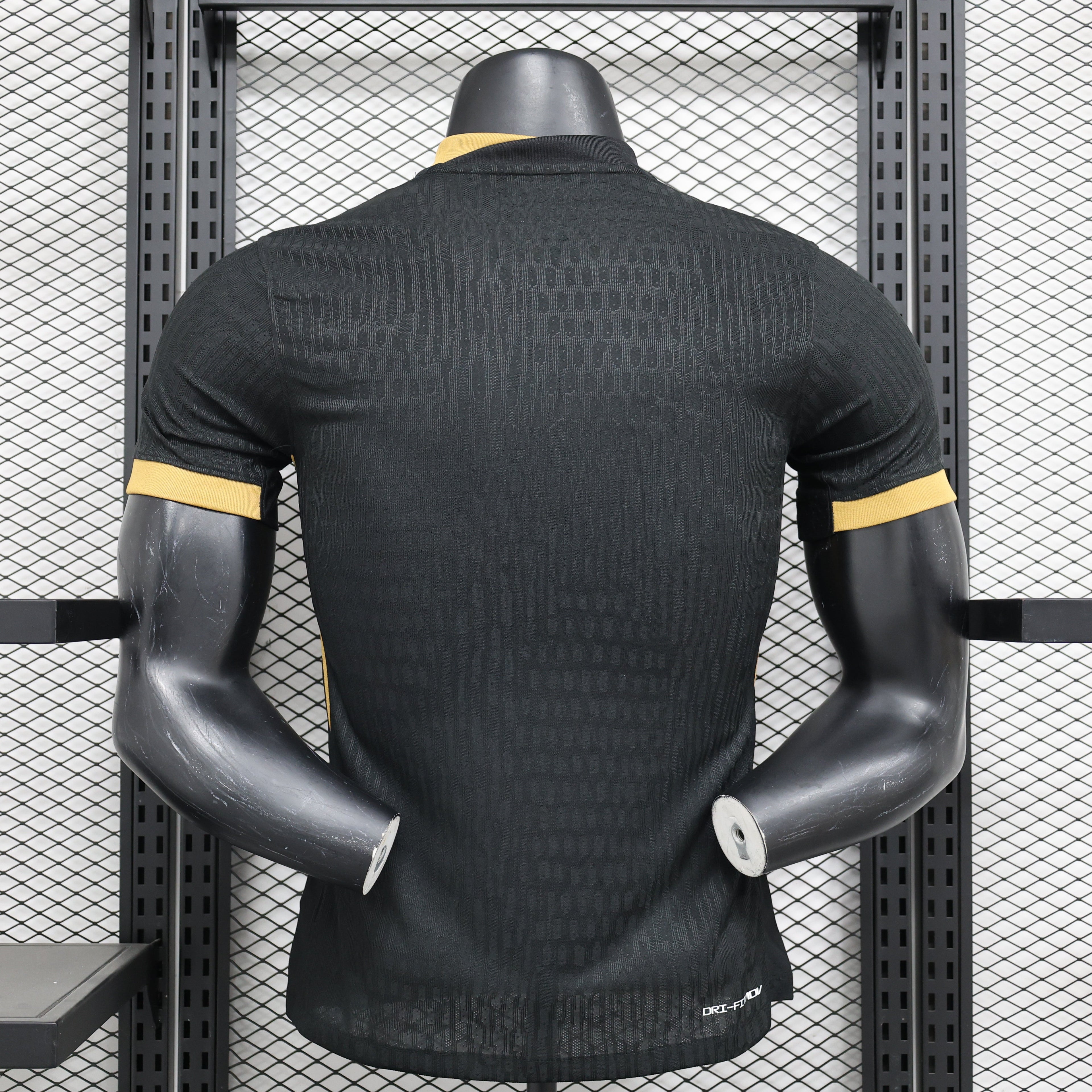 2024-25 Sporting Lisbon Third Away Player