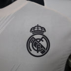Versión prepartido del jugador del Real Madrid 2025-26