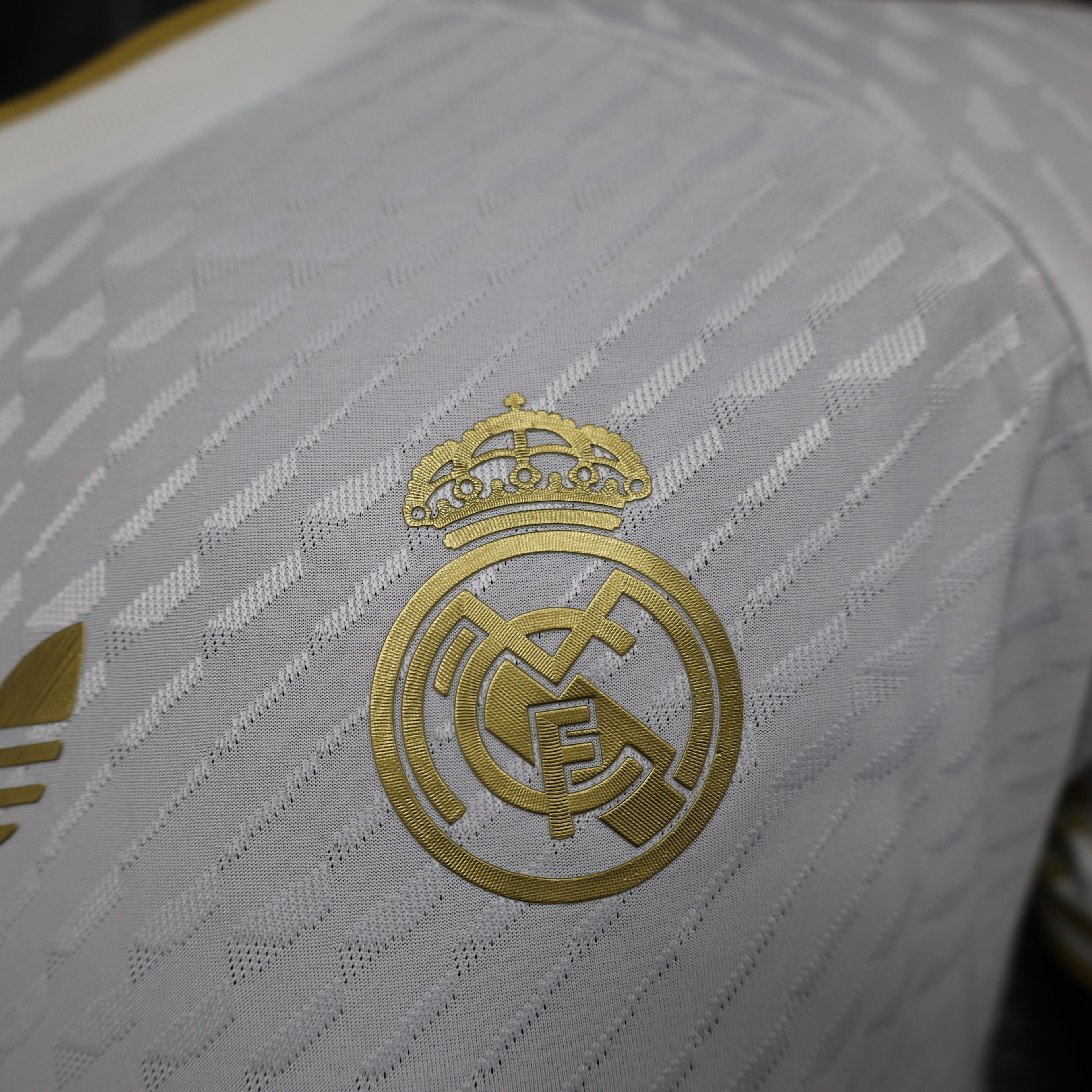 2025-26 Real Madrid Special Gold Dragon Player