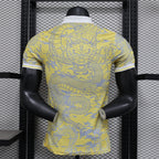 Versión especial del jugador Dragón Amarillo del Real Madrid 2025-26