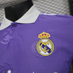 Polo especial del Real Madrid 2025-26, versión morado para jugador