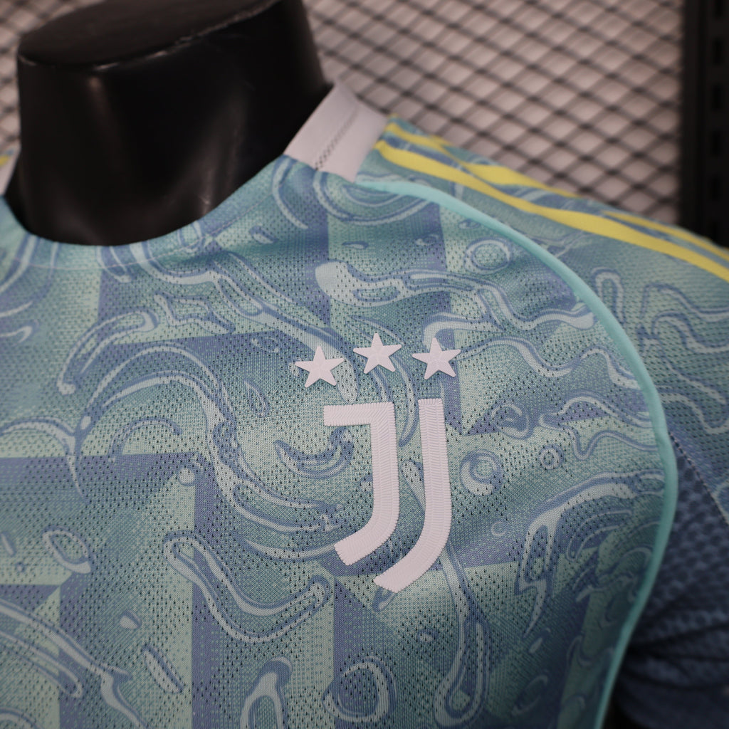 2025-26 Juventus Away Player Version