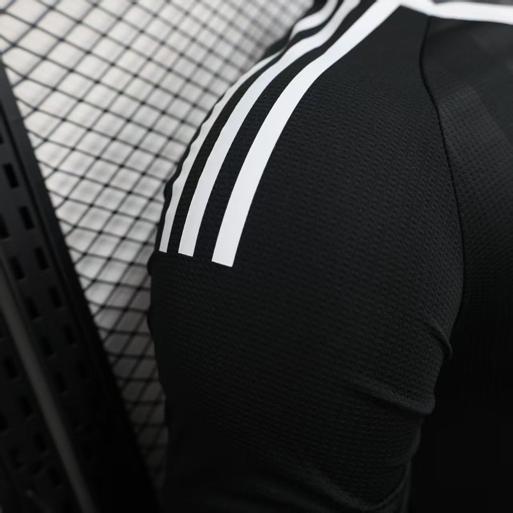 2025-26 Liverpool Goalkeeper Player