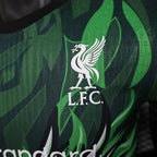 Versión especial del jugador del Dragón Verde del Liverpool 2025-26