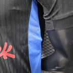 Versión de jugador visitante de Travis Scott del Barcelona 2025-26