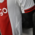Versión del jugador local del Ajax 2025-26