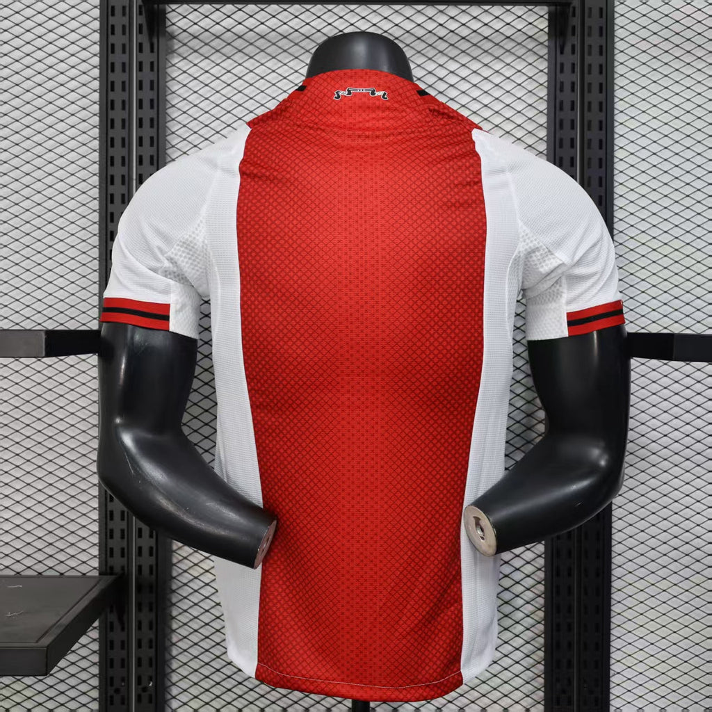 Versión del jugador local del Ajax 2025-26