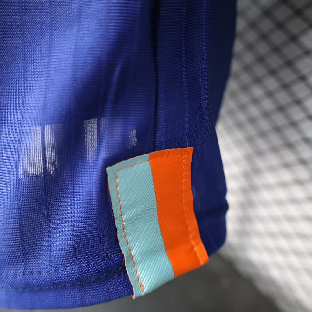 2025-26 Newcastle Second Away Player