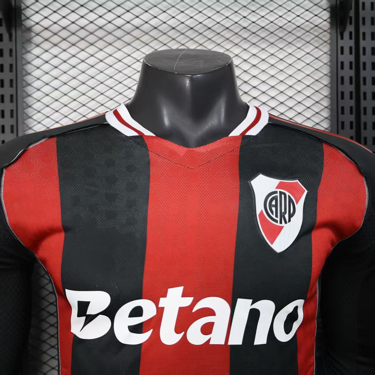 Camiseta Jugador Mangas Largas Negra River Plate 2025-26