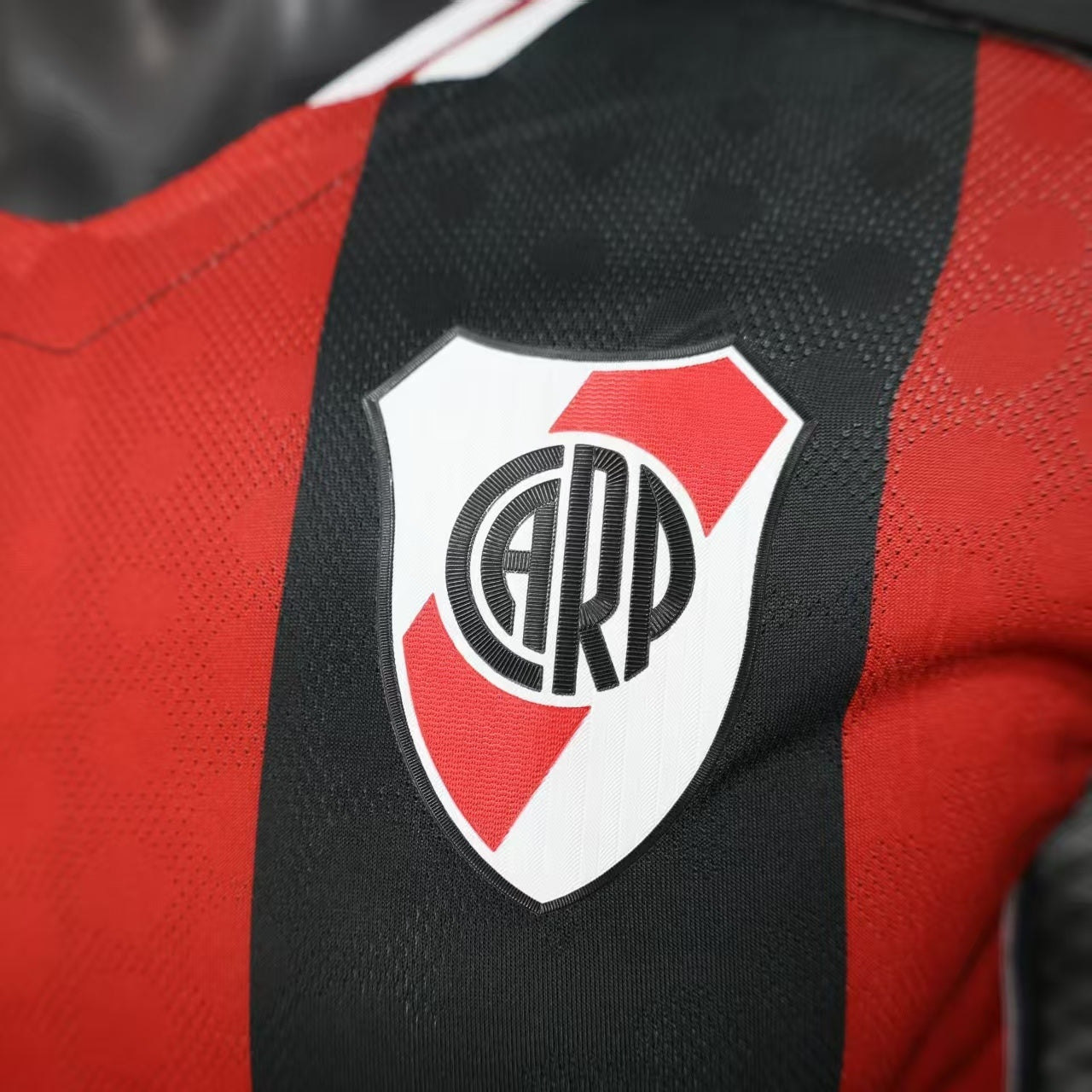 Camiseta Jugador Mangas Largas Negra River Plate 2025-26