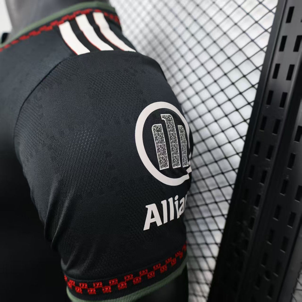 2025-26 Bayern Munich Third Away Player