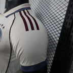 Versión del segundo jugador visitante del Ajax 2025-26