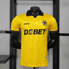 Spielerversion der Wolves-Heimversion für die Saison 2025/26