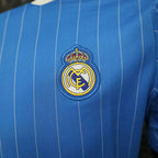 Real Madrid Trikot 2025/26 (Freizeitstil, Blau, Spielerversion)