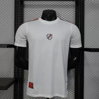River Plate Casual Style, weiße Spielerversion, Saison 2025/26
