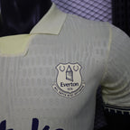 Versión del segundo jugador visitante del Everton 2025-26