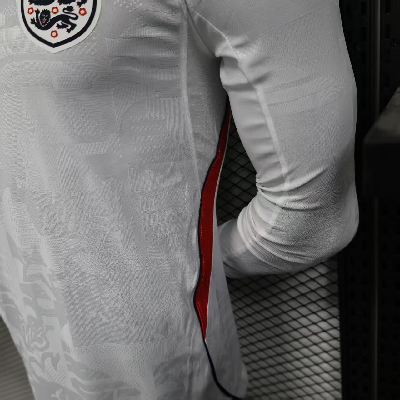 England Heimtrikot 2026, Spielerversion, Langarm