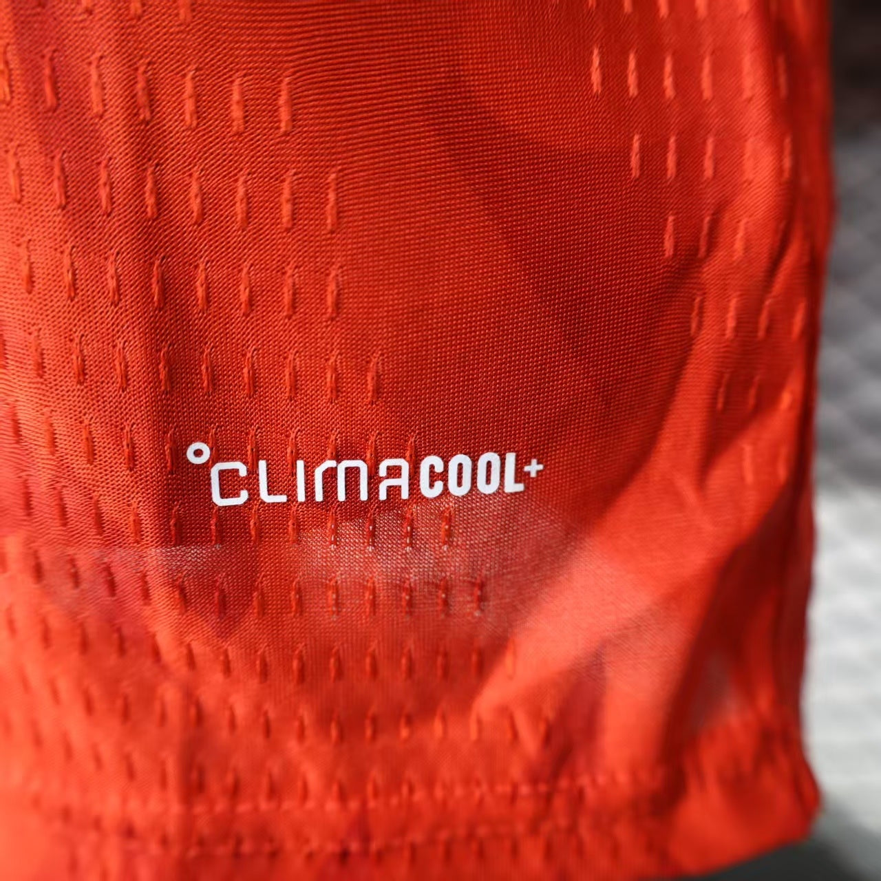 Belgien Heimtrikot 2026, Spielerversion, Langarm